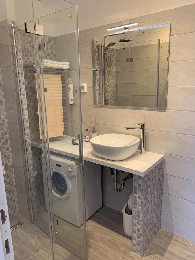 Apartments With A Parking Space Rabac, Labin - 7410 Exterior foto